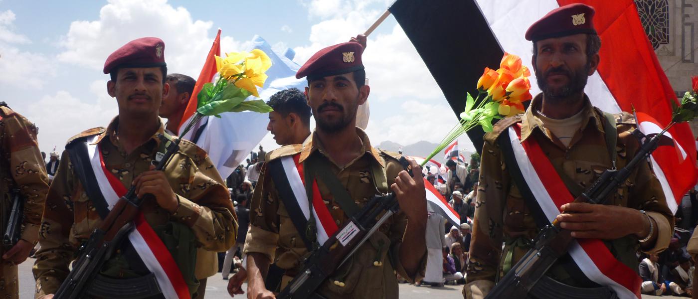 yemeni soldiers from the 1st armoured division